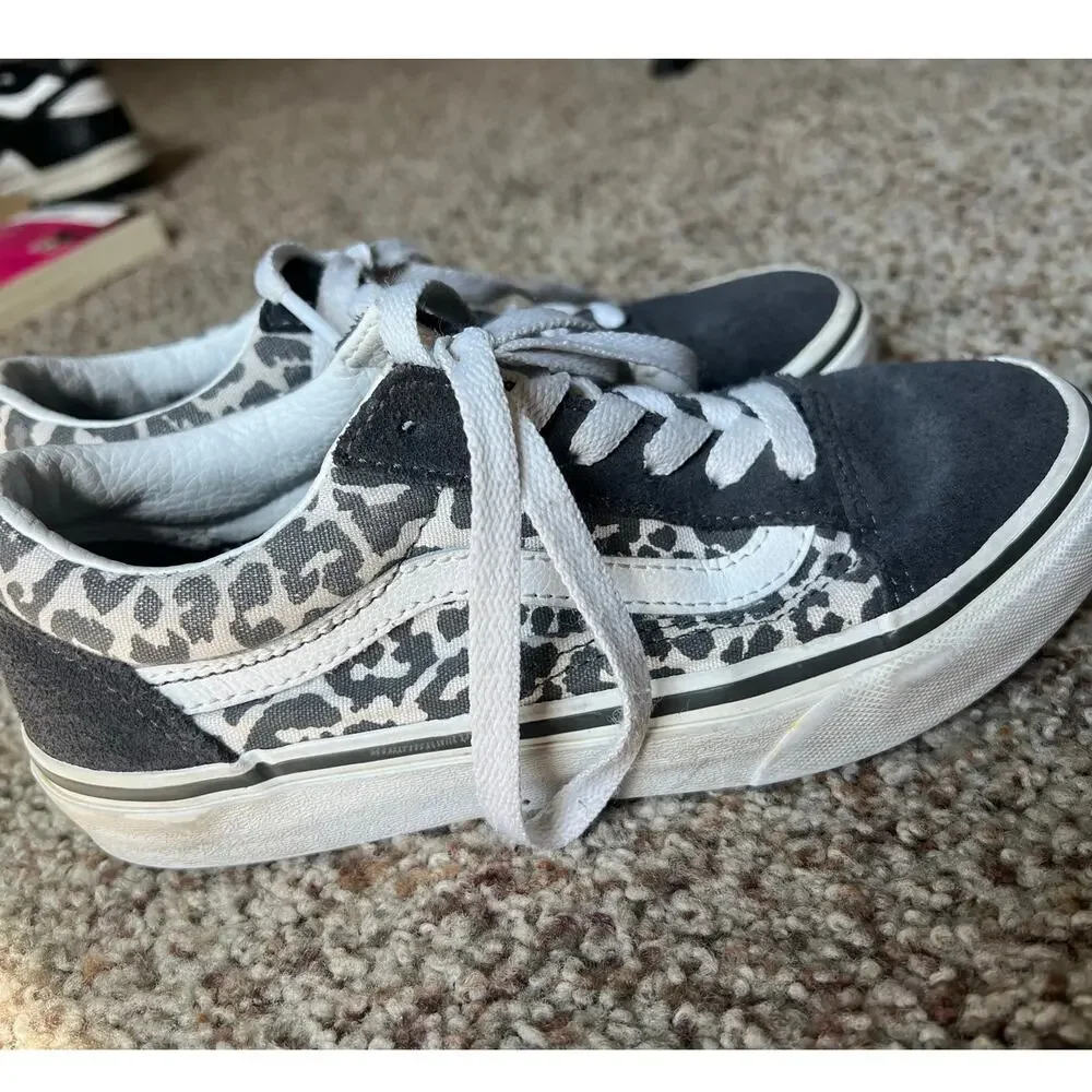 Vans low top